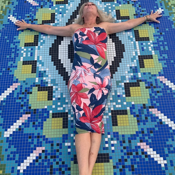 Meet your Posher, Mina - Picture 2 of 6